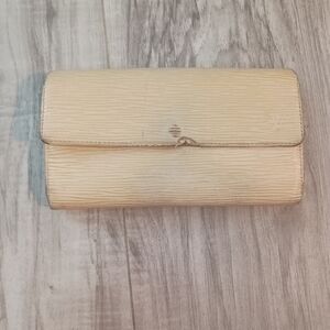 LOUIS VUITTON Yellow Epi Leather Bi Fold Long Wallet Purse Women's